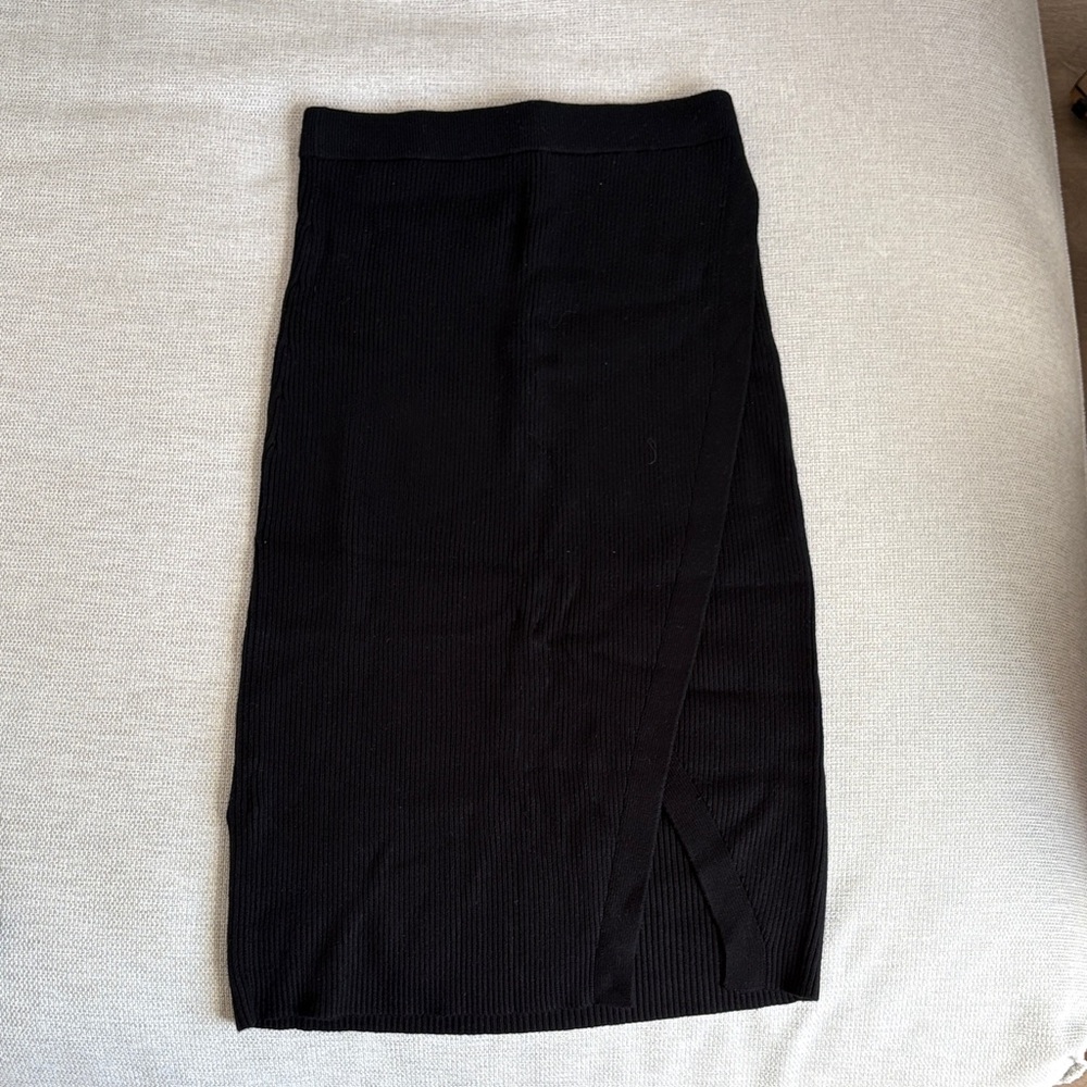 Abercrombie & Fitch Black Pencil Skirt